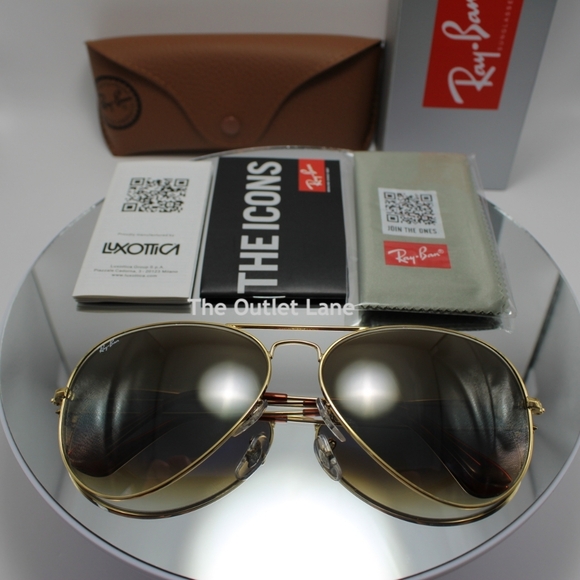 Model Display Ray-Ban Aviator Gradient Brown RB3025 Classic - Picture 14 of 16